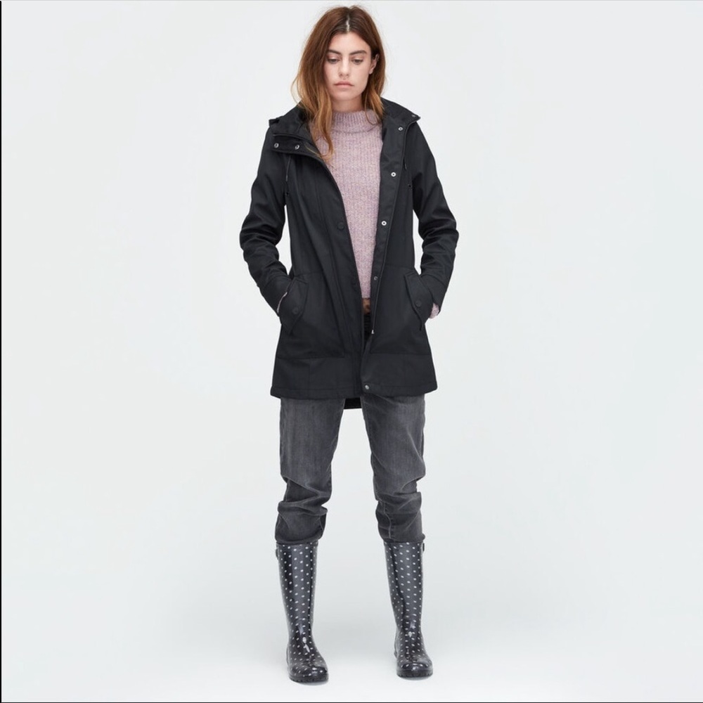 Ugg rain jacket size medium